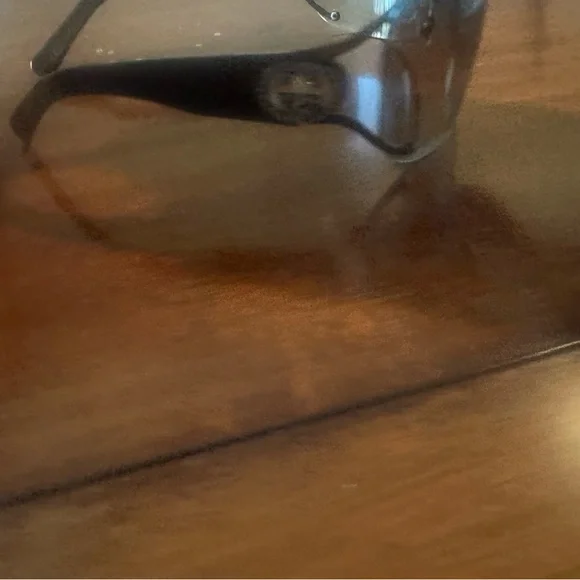 Gucci Dark Brown Sunglasses with Case - Picture 5 of 13